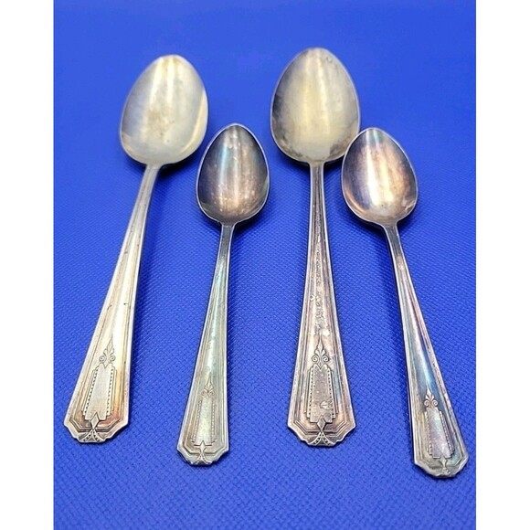 Vintage Wm A. Rogers Silverplate SHELTON Dinner Serving Spoons & Spoons c1935 - Picture 2 of 7